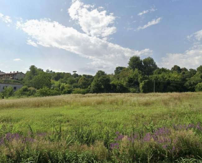 Terreno in vendita a Pianezze